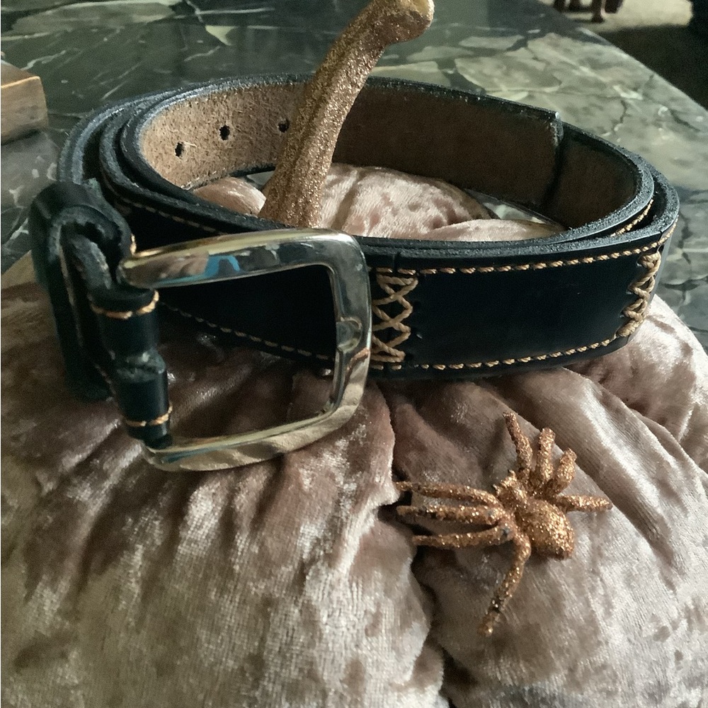 Toscana mens black calfskin Italian leather whip stitched belt size 90